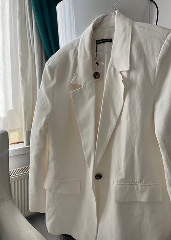 Düğmeli Beyaz Keten Kadın Blazer - Görsel 2