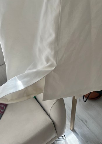 Düğmeli Beyaz Keten Kadın Blazer - Görsel 3