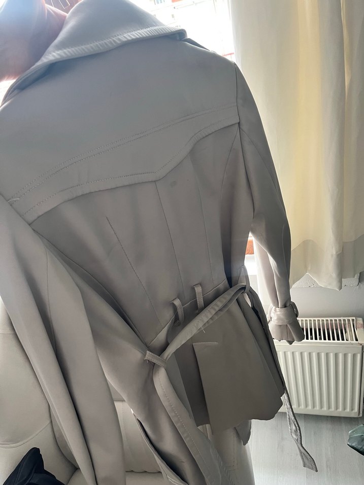 Düğmeli Bej Midi Deri Trençkot - Görsel 4