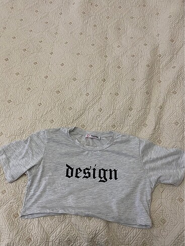 Gri crop tshirt