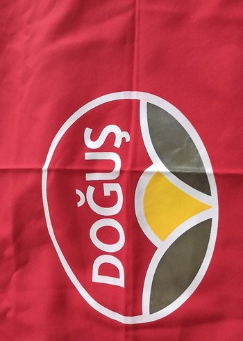 Kırmızı
Detaylı masa örtüsü kare - Görsel 5