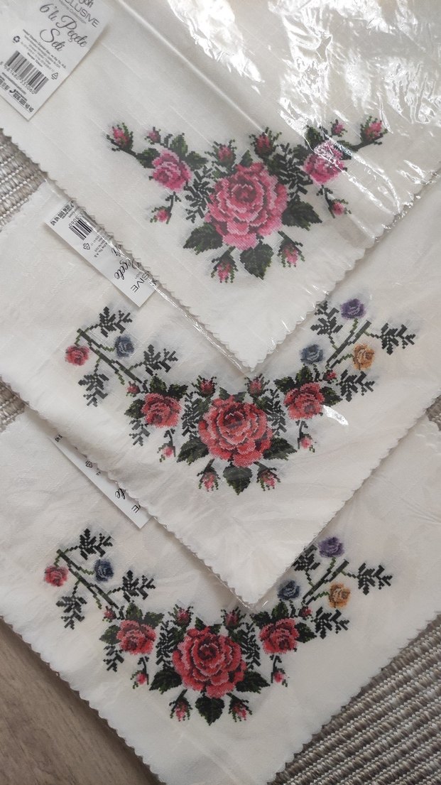 İşlemeli krem rengi  peçete - Görsel 2