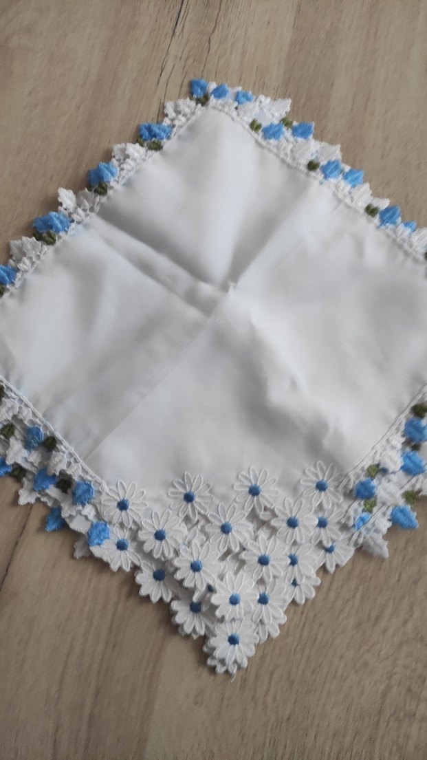 Beyaz peçete 6 tane - Görsel 3