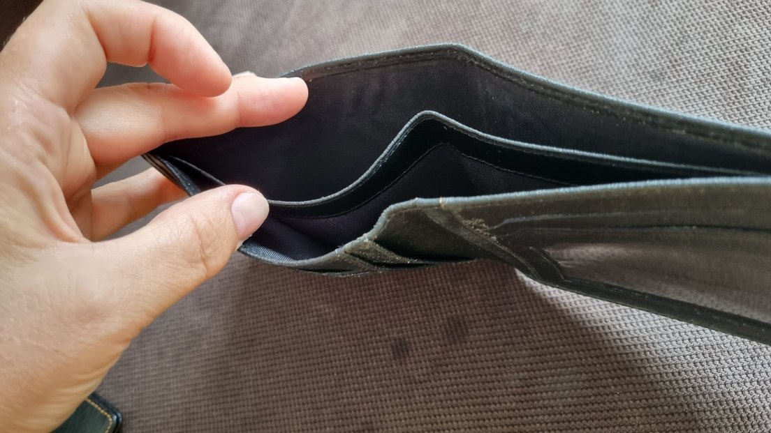 Gri Minimalist Erkek Cüzdan - Görsel 3