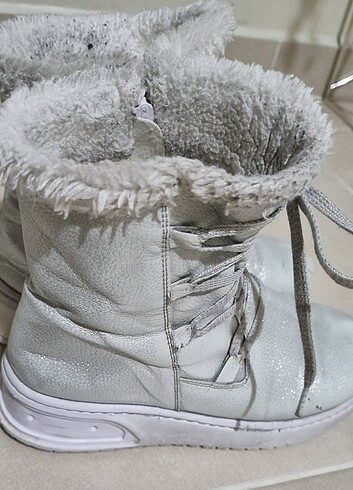 Kız çocuk bot - Görsel 3