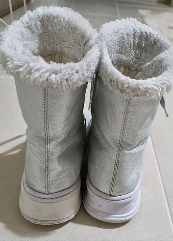 Kız çocuk bot - Görsel 4