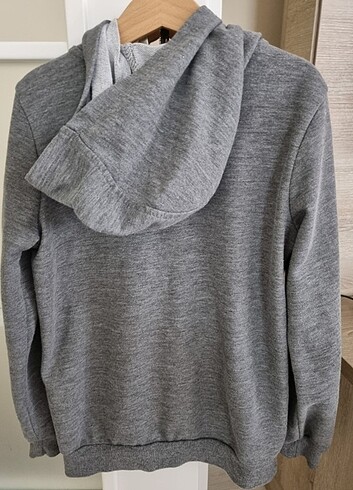 Kapüşonlu sweatshirt - Görsel 4