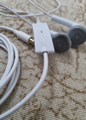 Samsung orijinal kablo jak girişli mikrofonlu Kulaklık - Görsel 2