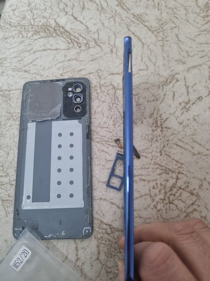 Mavi Samsung m52 orijinal kasa sim çekmece ve parmak izi var - Görsel 4