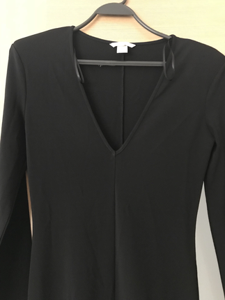 H&M V yaka elbise