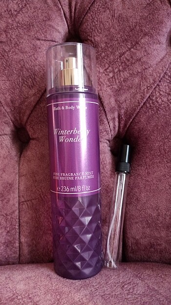 Bath and body works Winterberry wonder 