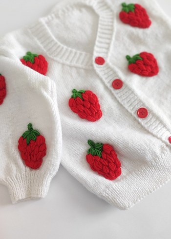 çilek hırka - Görsel 2