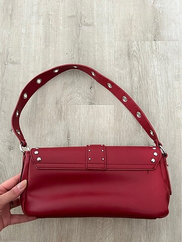 Beden Stradivarius çanta