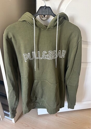 Pull and bear sweat