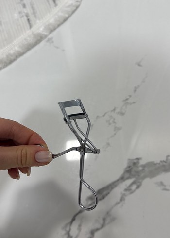 Kiko Milano Gri Kirpik Kıvırıcı - Görsel 3