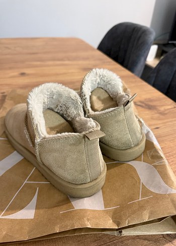 Bej Süet Kadın Dolgu Topuk Bot - Görsel 3