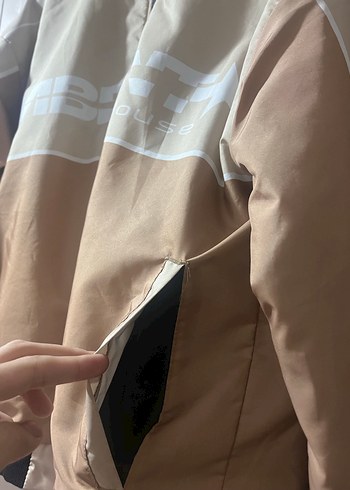 Bej Yüksek Yakalı Fermuarlı Oversize İnce Yağmurluk - Görsel 4