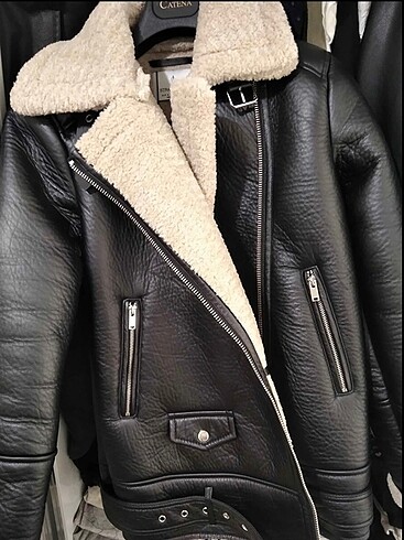 Stradivarius mont