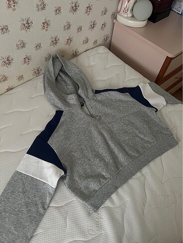 H&M Kapusonlu sweatshirt