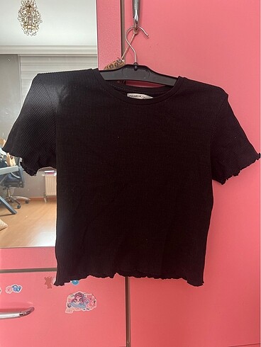 Pull and bear siyah crop tshirt