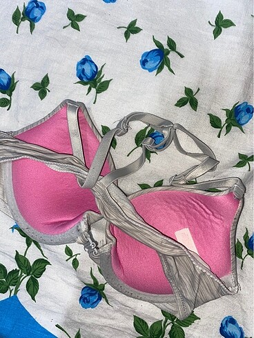 Victoria s Secret pink sütyen