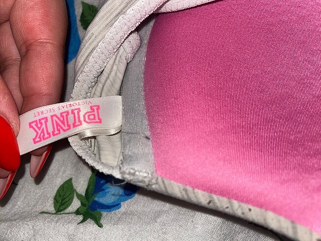 32 Beden pink sütyen