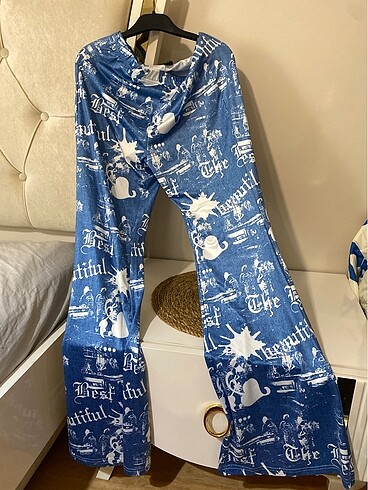 m Beden Şık esnek bir pantolon