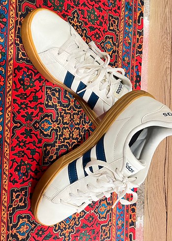 Adidas Beyaz Lacivert Spor Ayakkabi