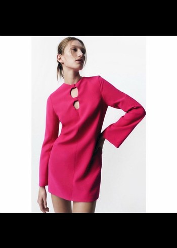 Zara Zara Pencere Detaylı Mini Elbisesi