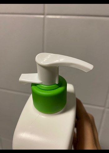 Sephora CeraVe Nemlendirici Yüz Temizleyici 473 ml