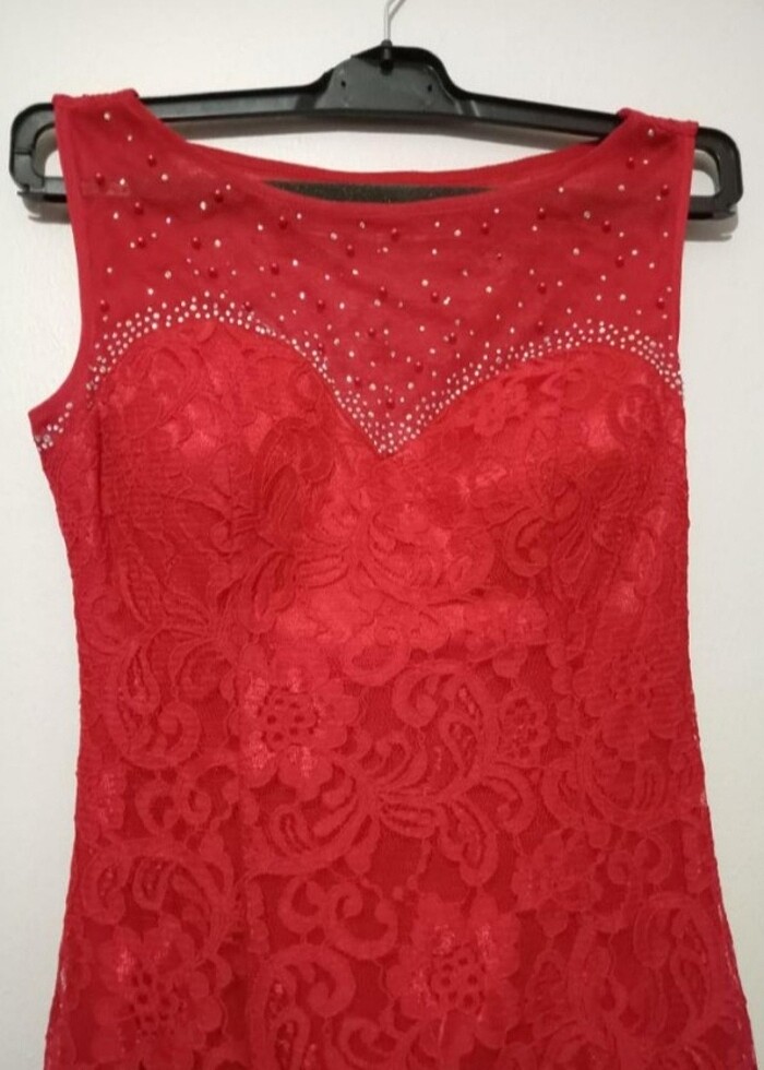 Kırmızı abiye - Görsel 2