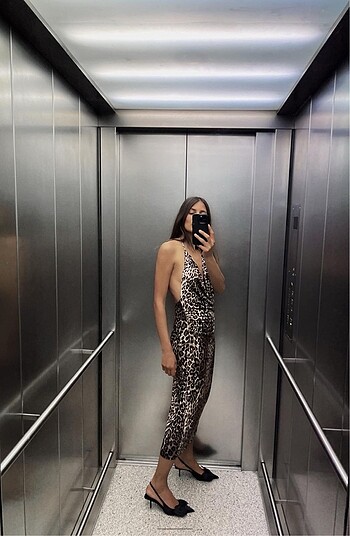 Zara Zara leopar desenli drapeli elbise