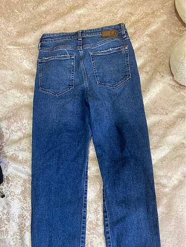 26 Beden Mavi jean