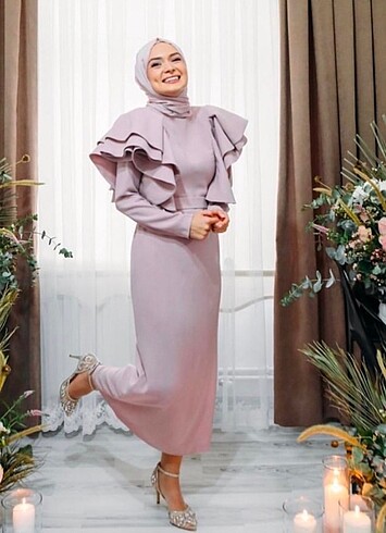 Sinem birinci şüşü pudra