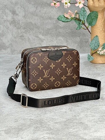 Louis Vuitton Erkek Çanta