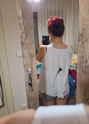 40 Beden Beyaz Transparan sıfır kol Midi Bluz