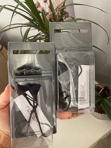 Mac kirpik kıvırıcı