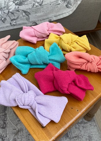 Çok Renkli Fiyonk Detaylı Çocuk Saç Tokası - Görsel 3