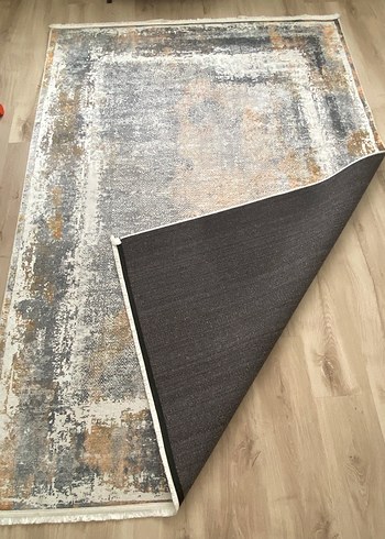 Desenli halı - Görsel 3