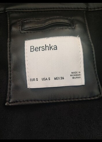 s Beden siyah Renk Bershka deri oversize ceket