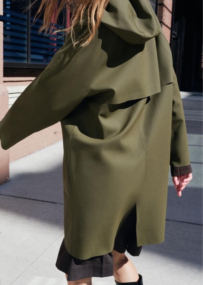 Zara kaplamalı parka - Görsel 2