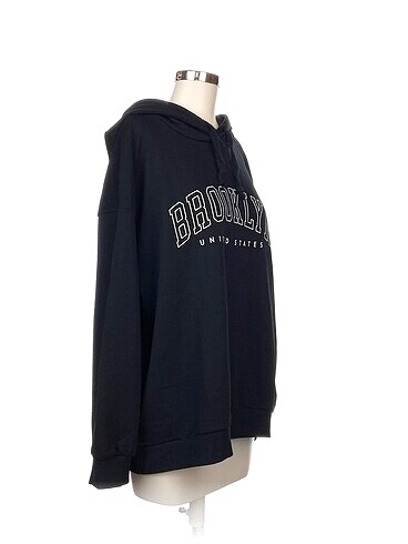 LC Waikiki LC Waikiki Sweatshirt %70 İndirimli.