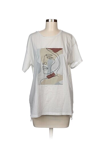 LC Waikiki T-shirt %70 İndirimli.