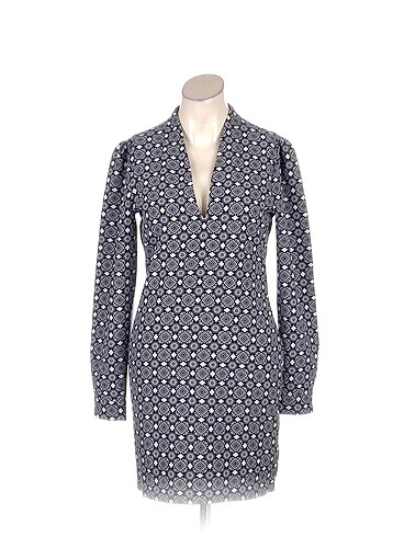 PreLoved Kısa Elbise %70 İndirimli.