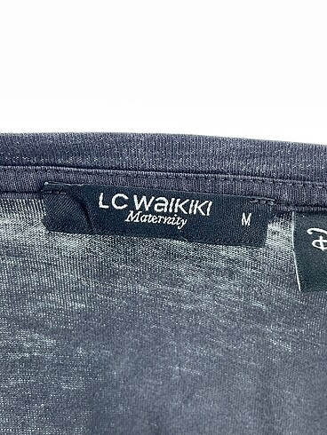 m Beden çeşitli Renk LC Waikiki T-shirt %70 İndirimli.