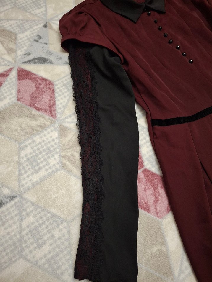 Bordo Gotik Düğmeli Uzun Kadın Elbise - Görsel 3