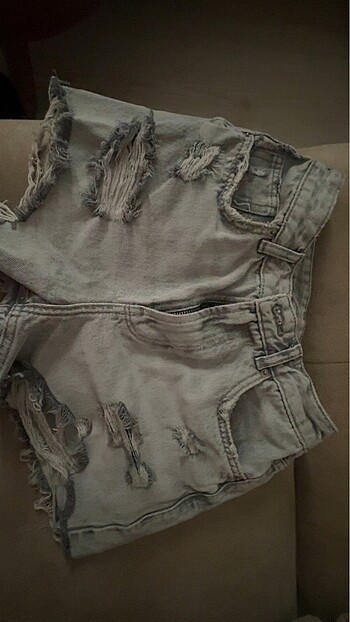xs Beden Bershka gri şort