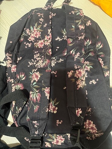 Pull and Bear Pull and bear sırt çantası