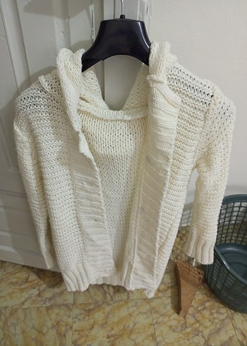 Beyaz Örgü Mini Kadın Hırka - Görsel 2