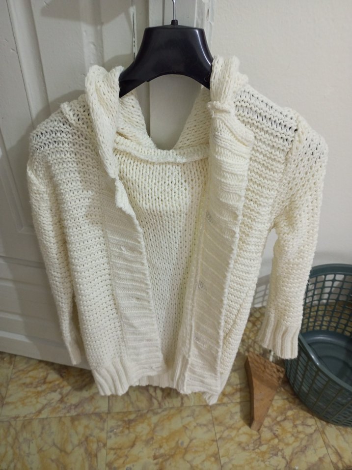 Beyaz Örgü Mini Kadın Hırka - Görsel 2